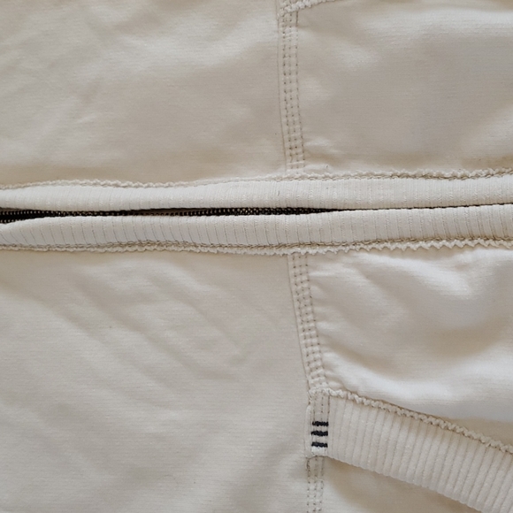 🔥$5 SALE!.merican Eagle "Vintage fit" cream full zip hoodie. Sz XS-S - Picture 10 of 10